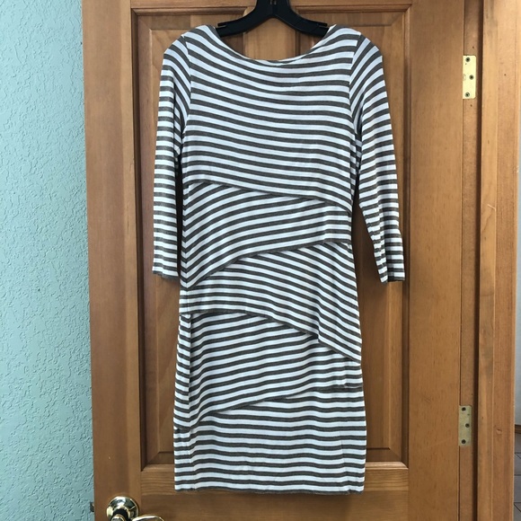 🌹 SOLD Bailey 44 Dress Tiered 🌹 - Picture 2 of 4